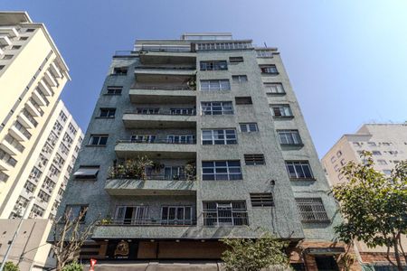 Apartamento à venda com 104m², 3 quartos e sem vaga Apartamento à venda com 104m², 3 quartos e sem vagaFachada