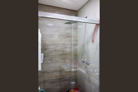 Apartamento à venda com 57m², 2 quartos e 1 vaga Apartamento à venda com 57m², 2 quartos e 1 vagaBanheiro Social