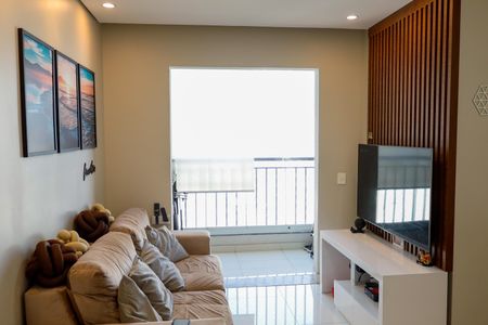 Sala de apartamento à venda com 2 quartos, 57m² em Continental, Osasco