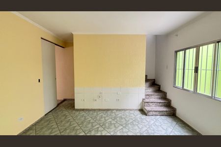 Casa à venda com 125m², 2 quartos e 1 vaga Casa à venda com 125m², 2 quartos e 1 vagaSala