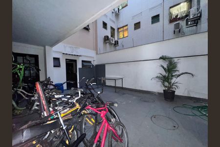 Apartamento à venda com 86m², 2 quartos e 1 vagaÁrea comum