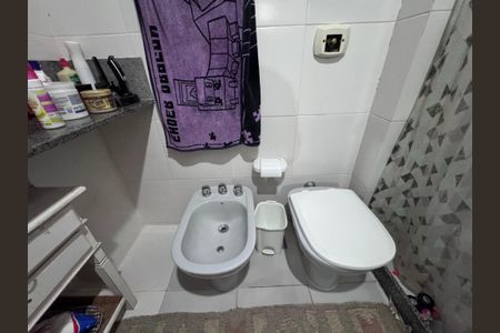 Apartamento à venda com 86m², 2 quartos e 1 vagaBanheiro da Suite