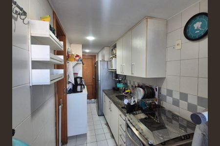 Apartamento à venda com 92m², 3 quartos e 2 vagas Apartamento à venda com 92m², 3 quartos e 2 vagasCozinha