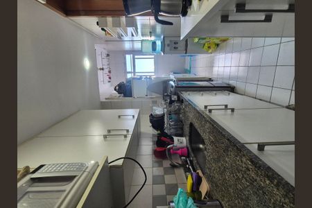 Apartamento à venda com 92m², 3 quartos e 2 vagas Apartamento à venda com 92m², 3 quartos e 2 vagasCozinha