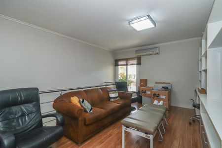 Casa de condomínio à venda com 220m², 3 quartos e sem vagaSala 2