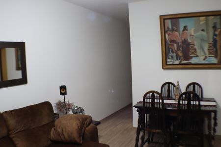 Apartamento à venda com 60m², 2 quartos e 1 vaga Apartamento à venda com 60m², 2 quartos e 1 vagaSala