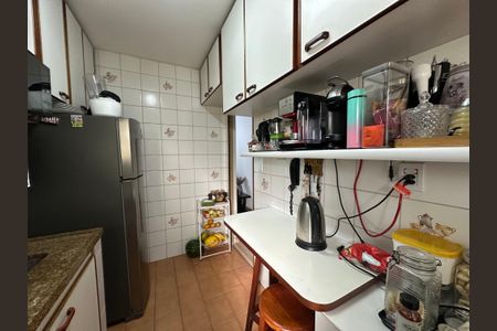 Apartamento à venda com 60m², 2 quartos e 1 vaga Apartamento à venda com 60m², 2 quartos e 1 vagaCozinha