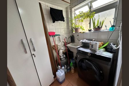 Apartamento à venda com 60m², 2 quartos e 1 vaga Apartamento à venda com 60m², 2 quartos e 1 vagaÁrea de Serviço