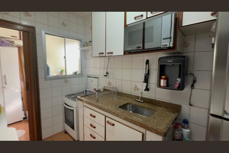 Apartamento à venda com 60m², 2 quartos e 1 vaga Apartamento à venda com 60m², 2 quartos e 1 vagaCozinha
