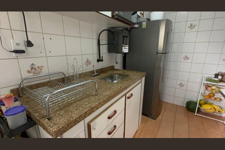 Apartamento à venda com 60m², 2 quartos e 1 vaga Apartamento à venda com 60m², 2 quartos e 1 vagaCozinha