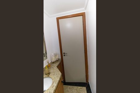 Apartamento à venda com 160m², 4 quartos e 2 vagas Apartamento à venda com 160m², 4 quartos e 2 vagasLavabo