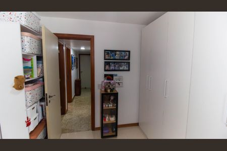 Apartamento à venda com 160m², 4 quartos e 2 vagas Apartamento à venda com 160m², 4 quartos e 2 vagasQuarto 1