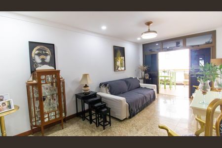 Apartamento à venda com 160m², 4 quartos e 2 vagas