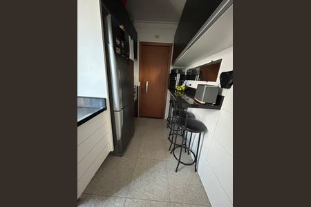 Apartamento à venda com 75m², 3 quartos e 1 vaga Apartamento à venda com 75m², 3 quartos e 1 vagaCozinha