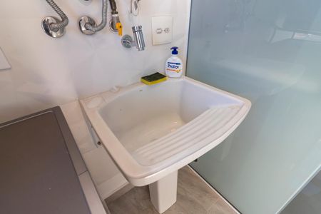 Apartamento à venda com 70m², 2 quartos e 1 vaga Apartamento à venda com 70m², 2 quartos e 1 vagaÁrea de Serviço