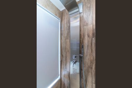 Apartamento à venda com 70m², 2 quartos e 1 vaga Apartamento à venda com 70m², 2 quartos e 1 vagaBanheiro da Suíte