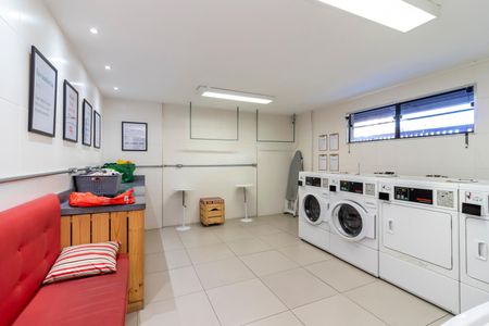 Apartamento à venda com 70m², 2 quartos e 1 vaga Apartamento à venda com 70m², 2 quartos e 1 vagaÁrea comum - Lavanderia