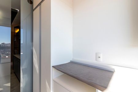 Apartamento à venda com 70m², 2 quartos e 1 vaga Apartamento à venda com 70m², 2 quartos e 1 vagaÁrea de Serviço