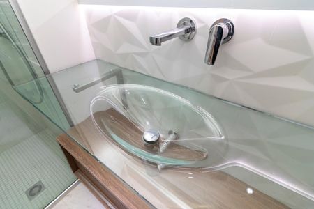 Apartamento à venda com 70m², 2 quartos e 1 vaga Apartamento à venda com 70m², 2 quartos e 1 vagaBanheiro Social