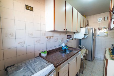 Apartamento à venda com 52m², 2 quartos e 1 vaga Apartamento à venda com 52m², 2 quartos e 1 vagaCozinha