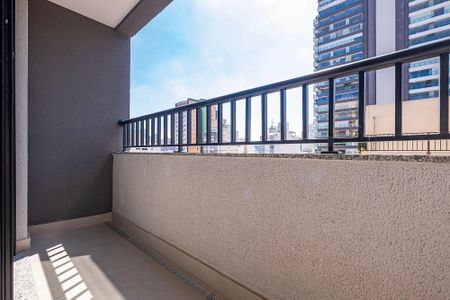 Varanda de kitnet/studio para alugar com 1 quarto, 25m² em Pinheiros, São Paulo