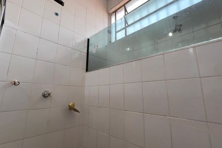 Casa à venda com 420m², 6 quartos e 4 vagas Casa à venda com 420m², 6 quartos e 4 vagasBanheiro da Suíte 4
