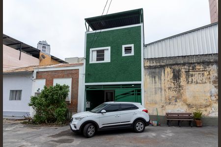 Casa de condomínio à venda com 190m², 3 quartos e 2 vagasFachada da Casa