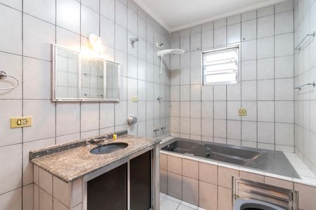 Casa de condomínio à venda com 190m², 3 quartos e 2 vagasBanheiro da Suíte