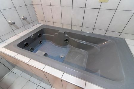 Casa de condomínio à venda com 190m², 3 quartos e 2 vagasBanheiro da Suíte