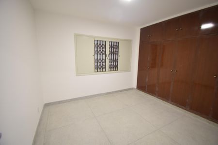 Casa à venda com 640m², 3 quartos e sem vagaQuarto 2