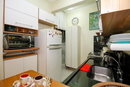 Apartamento à venda com 74m², 3 quartos e sem vaga Apartamento à venda com 74m², 3 quartos e sem vagaCozinha