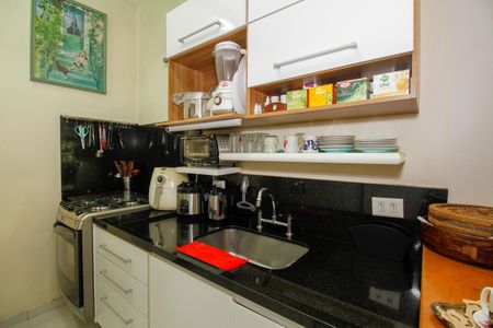 Apartamento à venda com 74m², 3 quartos e sem vaga Apartamento à venda com 74m², 3 quartos e sem vagaCozinha