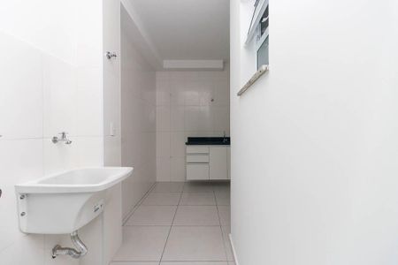 Apartamento à venda com 39m², 2 quartos e sem vaga Apartamento à venda com 39m², 2 quartos e sem vagaÁrea de Serviço