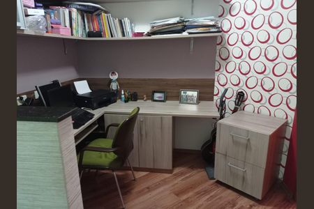 Casa à venda com 250m², 3 quartos e 4 vagas