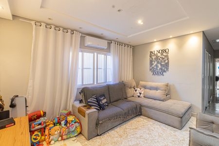 Sala de casa para alugar com 2 quartos, 125m² em Cidade Líder, São Paulo