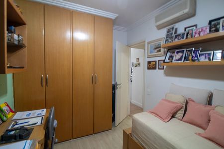 Apartamento para alugar com 120m², 3 quartos e 4 vagas Apartamento para alugar com 120m², 3 quartos e 4 vagasQuarto 1