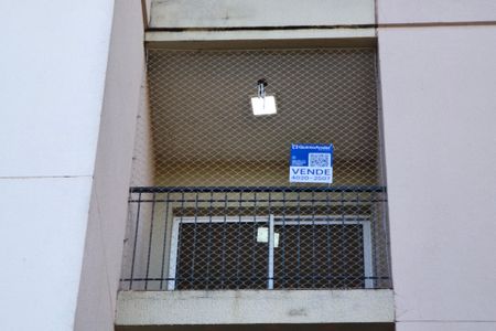 Apartamento à venda com 48m², 2 quartos e 1 vaga Apartamento à venda com 48m², 2 quartos e 1 vagaPlaca