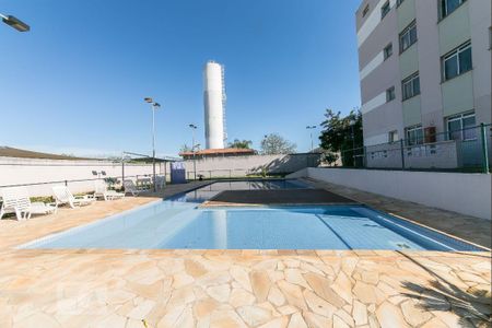 Apartamento à venda com 48m², 2 quartos e 1 vaga Apartamento à venda com 48m², 2 quartos e 1 vagaÁrea comum - Piscina