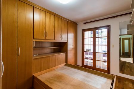 Casa à venda com 150m², 2 quartos e 2 vagas Casa à venda com 150m², 2 quartos e 2 vagasQuarto 1