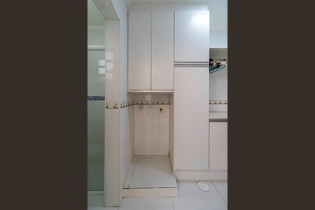 Casa à venda com 150m², 2 quartos e 2 vagas Casa à venda com 150m², 2 quartos e 2 vagasQuarto de Serviço