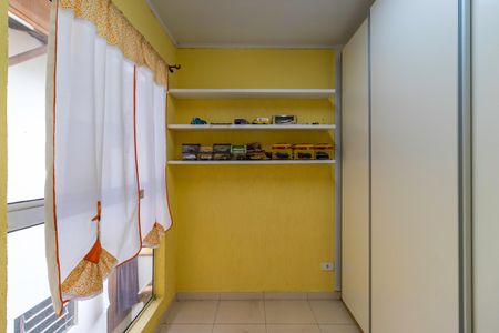 Casa à venda com 150m², 2 quartos e 2 vagas Casa à venda com 150m², 2 quartos e 2 vagasQuarto de Serviço