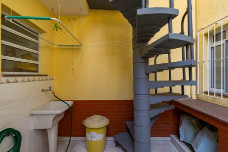 Casa à venda com 150m², 2 quartos e 2 vagas Casa à venda com 150m², 2 quartos e 2 vagasÁrea Externa