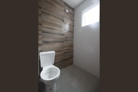 Apartamento à venda com 40m², 2 quartos e sem vaga Apartamento à venda com 40m², 2 quartos e sem vagaBanheiro