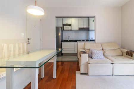 Apartamento à venda com 42m², 1 quarto e 1 vaga Apartamento à venda com 42m², 1 quarto e 1 vagaSala