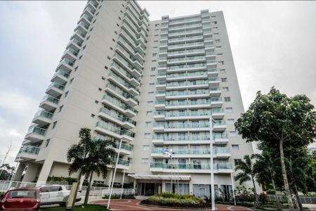 Apartamento à venda com 70m², 1 quarto e 1 vaga Apartamento à venda com 70m², 1 quarto e 1 vagaFachada