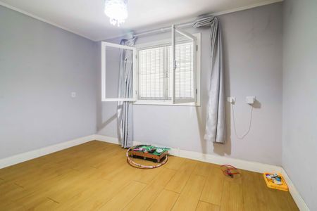 Casa à venda com 258m², 3 quartos e 6 vagas Casa à venda com 258m², 3 quartos e 6 vagasQuarto 1