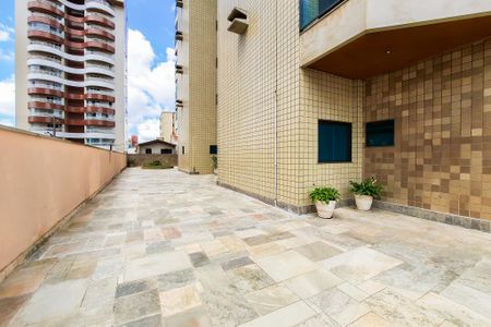 Apartamento para alugar com 440m², 4 quartos e 5 vagas Apartamento para alugar com 440m², 4 quartos e 5 vagasÁrea comum