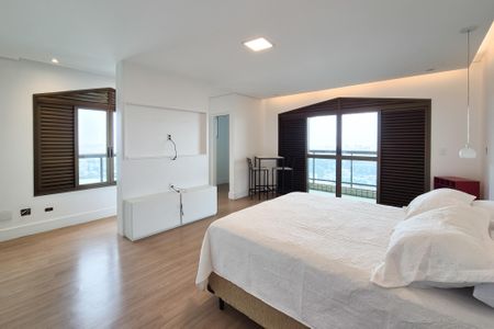 Apartamento para alugar com 440m², 4 quartos e 5 vagas Apartamento para alugar com 440m², 4 quartos e 5 vagasSuíte 4