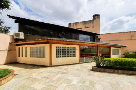 Apartamento para alugar com 440m², 4 quartos e 5 vagas Apartamento para alugar com 440m², 4 quartos e 5 vagasÁrea comum