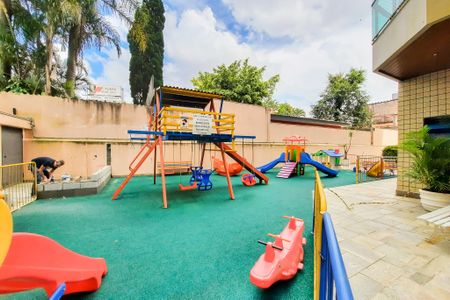 Apartamento para alugar com 440m², 4 quartos e 5 vagas Apartamento para alugar com 440m², 4 quartos e 5 vagasÁrea comum - Playground